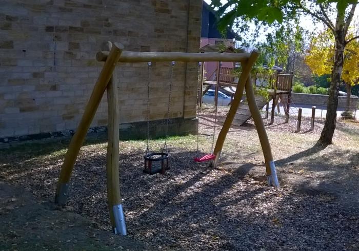 Bild "Gemeinde:Schaukel_Spielplatz.jpg"